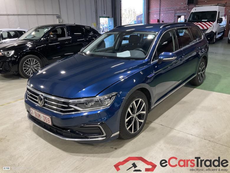 VOLKSWAGEN PASSAT VARIANT 1.4 TSI MSQ VARIANT GTE BUSINESS #1