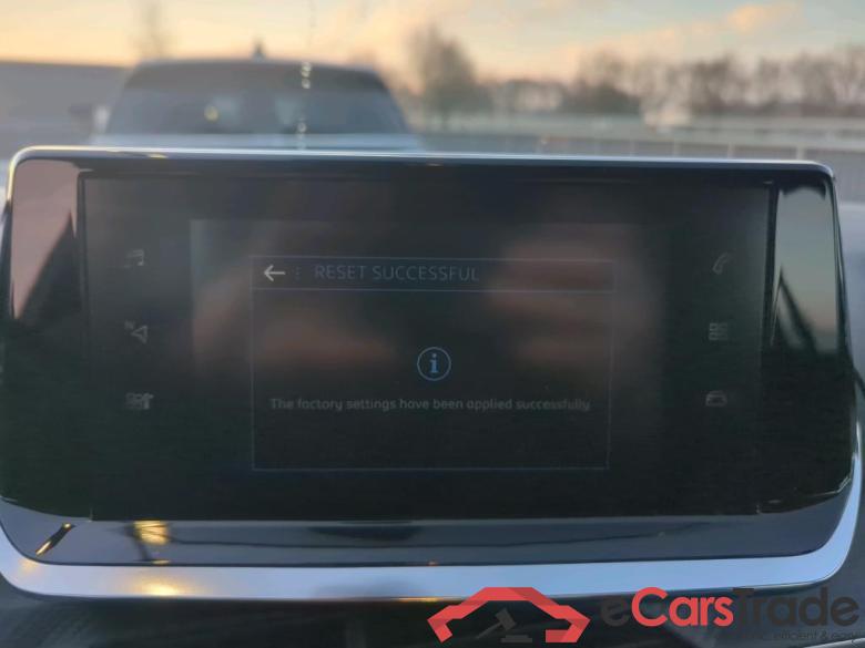 PEUGEOT 208 74 kW #2