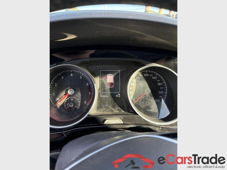 VOLKSWAGEN Touran Touran Highline 1.5 TSI 110 kW (150 ch) 6 vitesses manuel #3