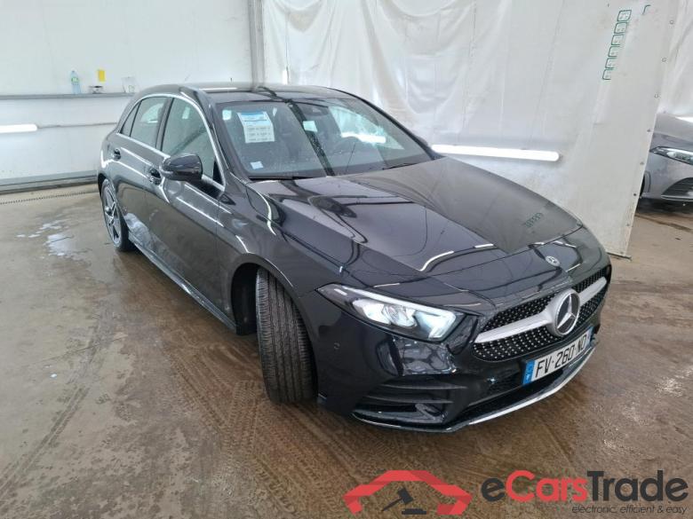 MERCEDES-BENZ Classe A Compact / 2018 / 5P / Berline A 180 AMG Line 7G-DCT #4