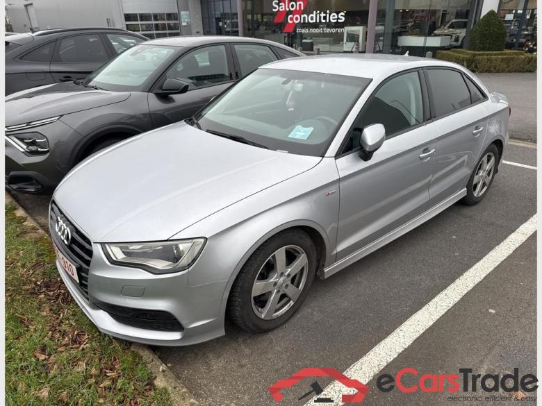 AUDI A3 Sedan Audi A3 Berline Attraction 1.6 TDI  81(110) kW(ch) 6 vitesses #1