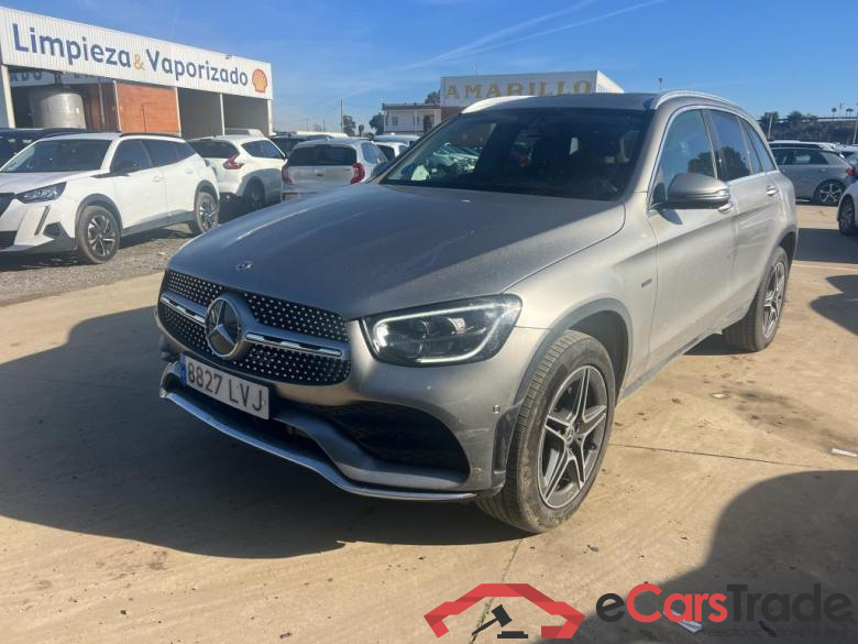 MERCEDES-BENZ Clase GLC / 2019 / 5P / todoterreno GLC 300 de 4MATIC
