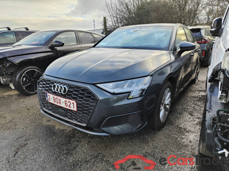 Audi A3 Sportback 1.5 35 TFSi 110kW 5d !! damaged car !!