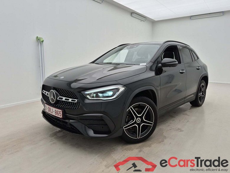 MERCEDES-BENZ GLA 250E AMG LINE DCT