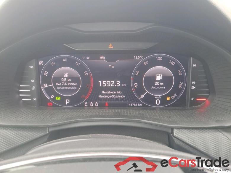 SKODA KAMIQ 1.0 TSI 81kW (110CV) DSG Ambition #4