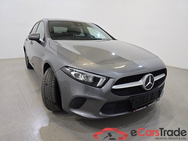 Mercedes A 250e PHEV Aut. LED-Xenon Widescreen Navi 1/2 Sport-Leather KeylessGo Camera Klima PDC ... #3