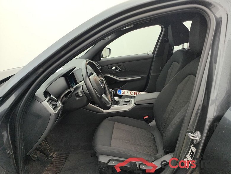 BMW 3 Reeks Berline 320d (140 kW) 4d #3