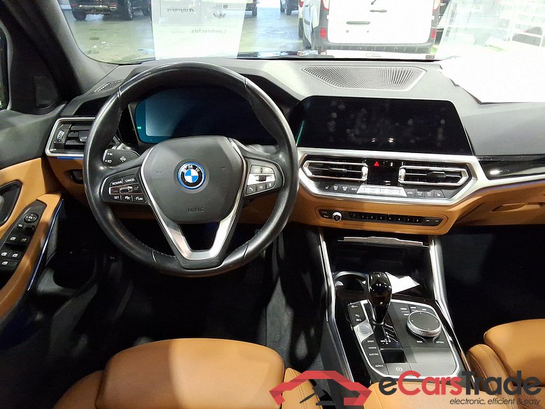 BMW 3 SERIES TOURING 2.0 320E TOURING #6