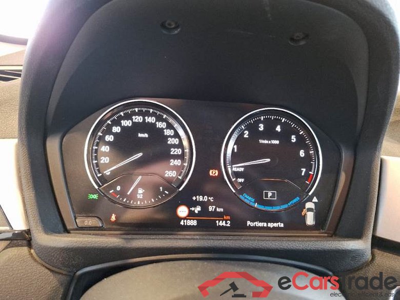 BMW X1 / 2019 / 5P / SUV XDRIVE 25E BUSINESS ADVANTAGE AUTOMATICO #4