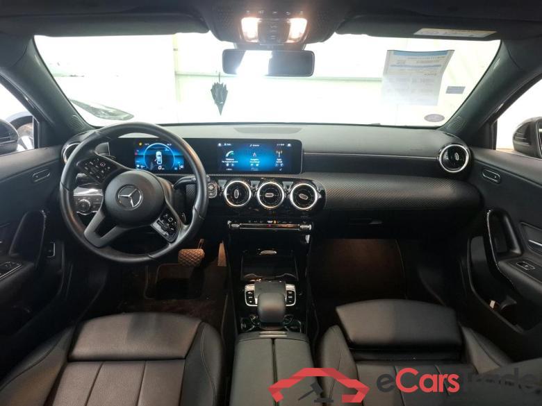 MERCEDES-BENZ Classe A Berline / 2018 / 4P / Berline A 200 Business Line 7G-DCT #5