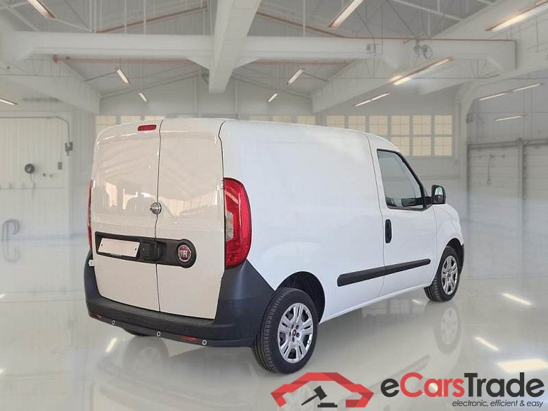 FIAT DOBLÒ CARGO / 2014 / 3P / VETT. FURGONATA 1.6 MULTIJET 16V 105CV EURO 6 #2