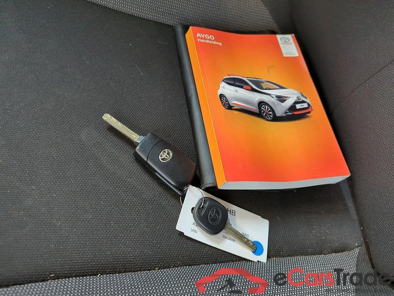 TOYOTA Aygo 53 kW #5