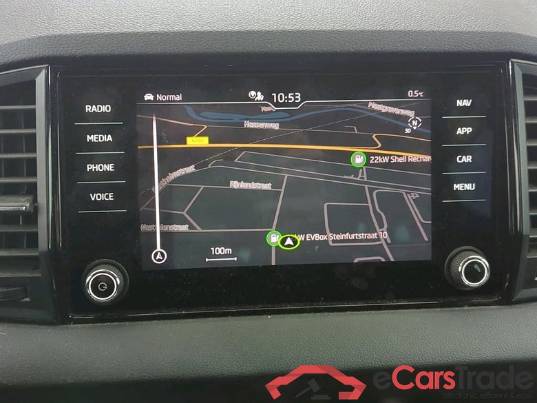 SKODA Karoq 110 kW #2