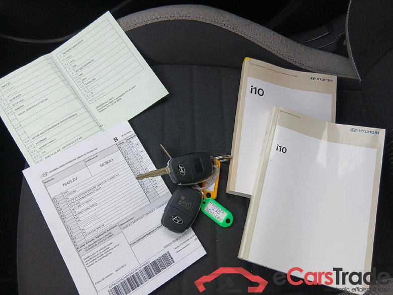 HYUNDAI i10 / 2020 / 5P / berlina con portón 1.0 Klass #5