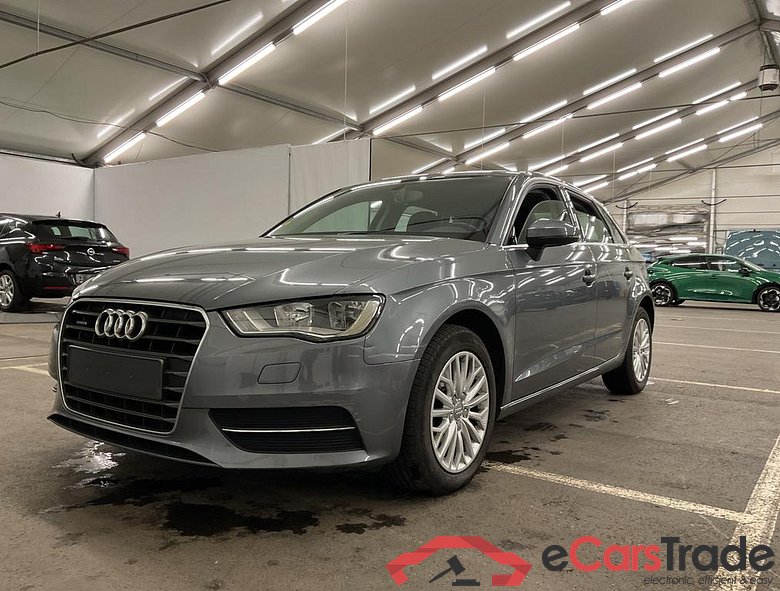 AUDI A3 Sportback Audi A3 Sportback Ambiente 2.0 TDI quattro 110(150) kW(ch) 6 vitesses #1