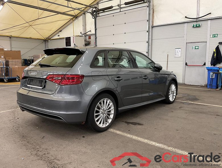 AUDI A3 Sportback Audi A3 Sportback Attraction 2.0 TDI  110(150) kW(ch) S tronic #2