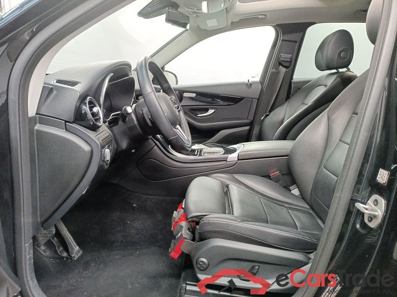Mercedes-Benz GLC GLC 300 de Business Solution 4MATIC 5d #3