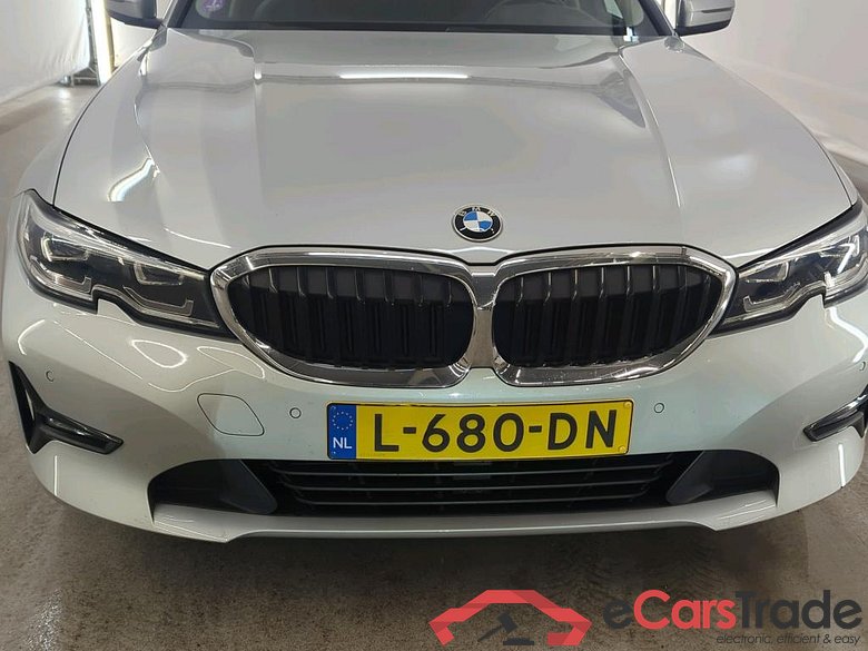 BMW 3 Serie Touring 318iA  Business Edition 5d + Harman kardon #5