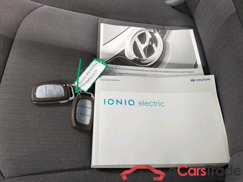 Hyundai IONIQ EV Comfort 5d #4