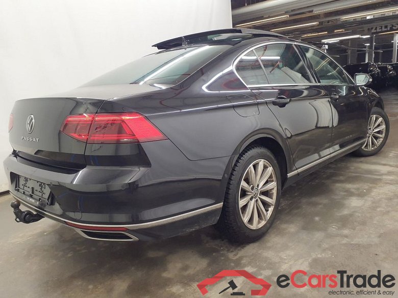 Volkswagen Passat 1.5 TSI Elegance Business DSG 4d #2