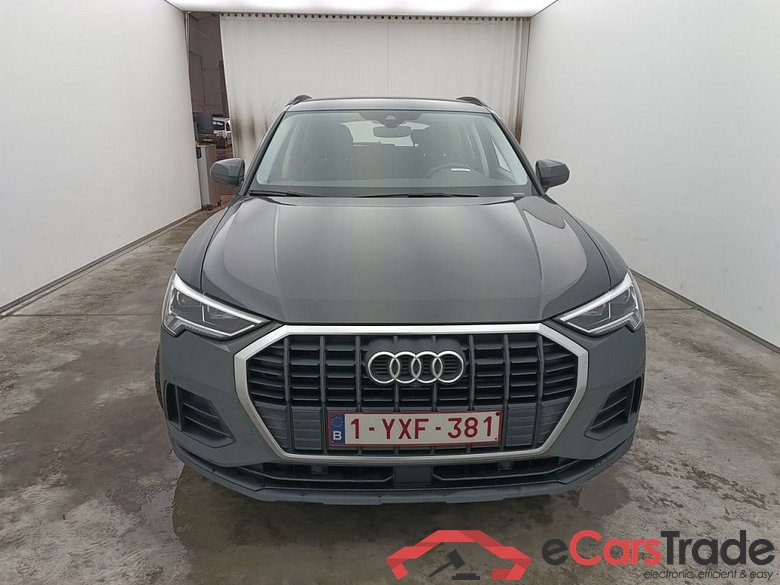 Audi Q3 35 TDI S Tronic Business Edition 5d #5