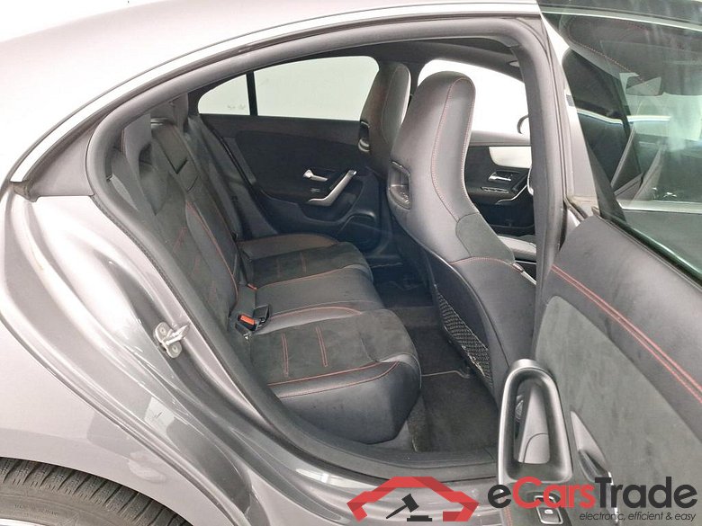 MERCEDES-BENZ CLA 1.3 CLA 250 E AMG LINE DCT #6
