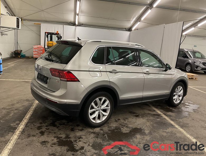 VOLKSWAGEN Tiguan 1.4 TSI ACT 110 kW (150 ch) 6 vitesses DSG #2