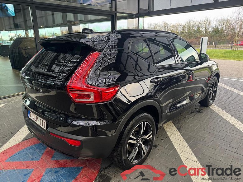 VOLVO XC40 Plus Dark Design DCT #4