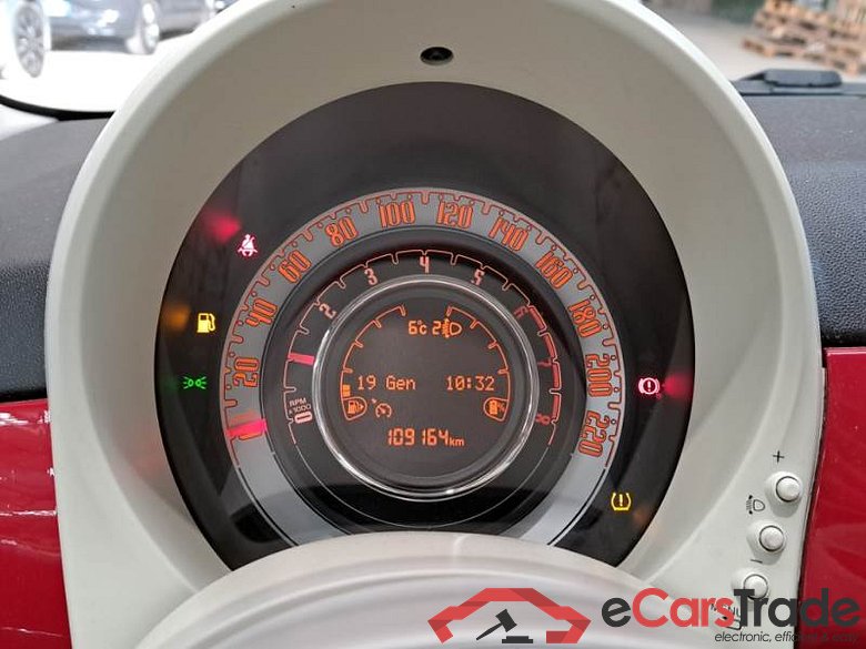 FIAT 500 / 2015 / 3P / BERLINA 1.0 70CV IBRIDO LOUNGE #4