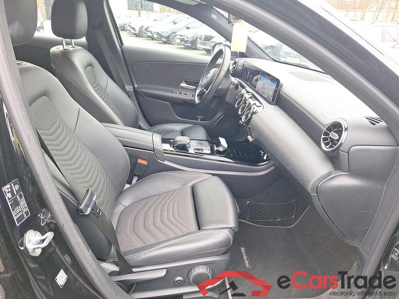 MERCEDES - MER A 180 d 116PK DCT Business Solution & Pack Plus #3