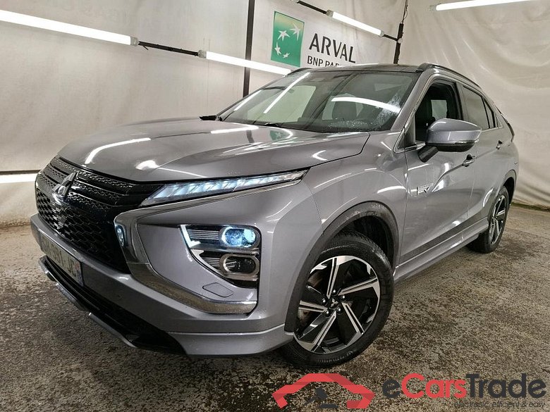 MITSUBISHI Eclipse Cross / 2020 / 5P / SUV 2.4 Twin Motor 4WD Intense Style #1