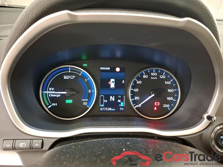 MITSUBISHI Eclipse Cross / 2020 / 5P / SUV 2.4 Twin Motor 4WD Intense Style #6