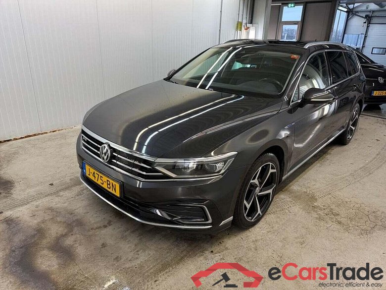 VOLKSWAGEN Passat Variant 1.4 TSI PHEV GTE Bns #1