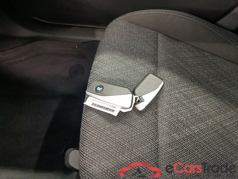 BMW X1 DIESEL - 2023 2.0 dA 150hp sDrive18 5d #4