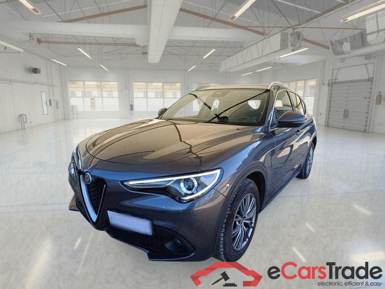 ALFA ROMEO STELVIO / 2017 / 5P / SUV 2.2 TURBO DIESEL 190CV BUSINESS AT8 Q4