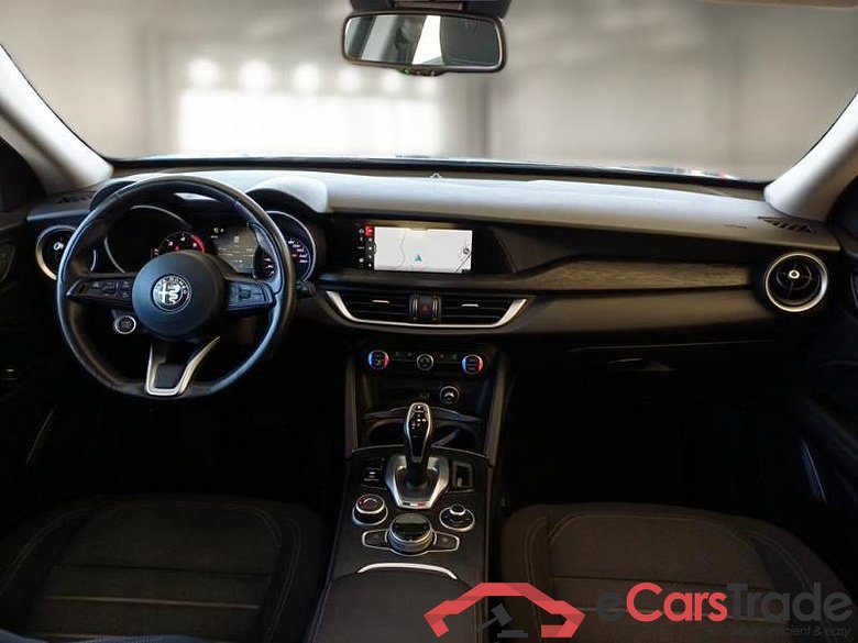 ALFA ROMEO STELVIO / 2017 / 5P / SUV 2.2 TURBO DIESEL 190CV BUSINESS AT8 Q4 #3