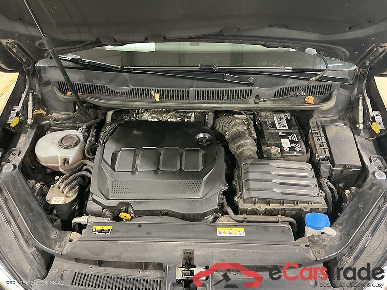 VOLKSWAGEN TOURAN DIESEL - 2015 2.0 TDi SCR Highline DSG (EU6.2) #6