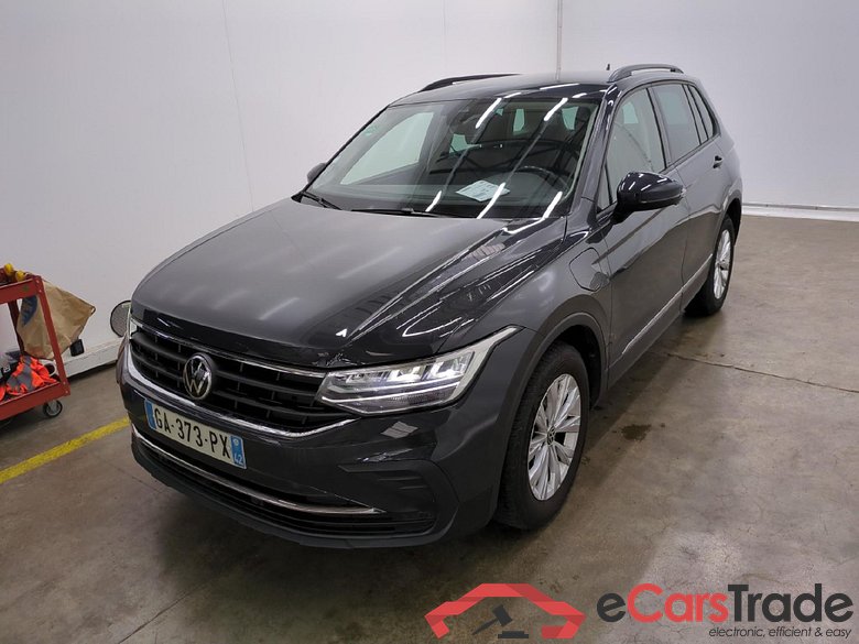 VOLKSWAGEN Tiguan / 2020 / 5P / SUV 1.4 eHybrid 245 DSG6 Life Business