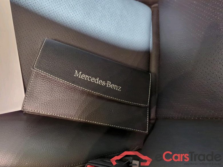 E -Klasse T-Modell E 300 de (213.216)Avantgarde 2.0 225KW AT9 E6d #3