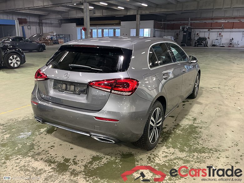 MERCEDES-BENZ A-CLASS 1.3 A 250 E DCT BUSINESS SOLUTION #4