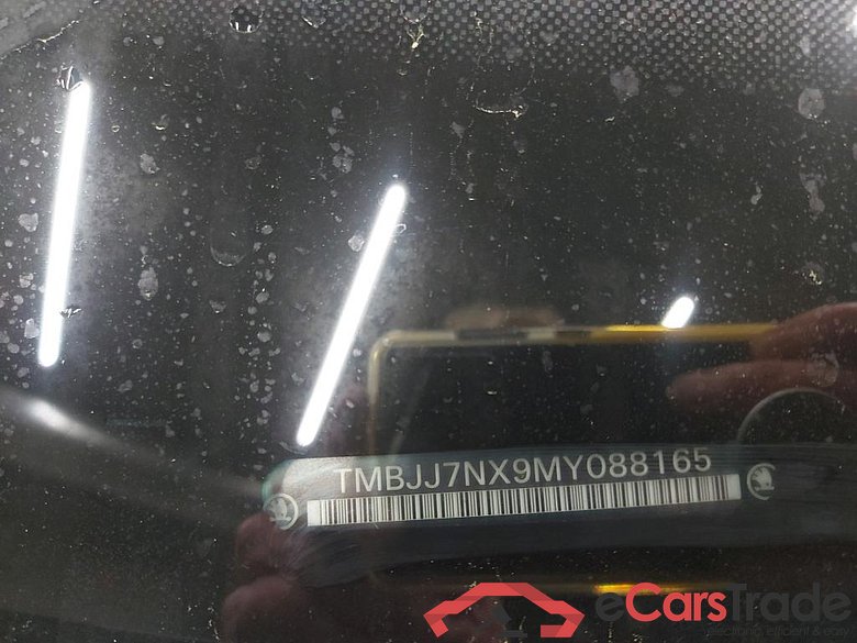 SKODA - SKO OCTAVIA COMBI CRTDI 150PK DSG7 Ambition Pack Launche & Sleep & Keyless & Heated Steering Wheel & Park Assist With Park Sensors Front & Rear #6