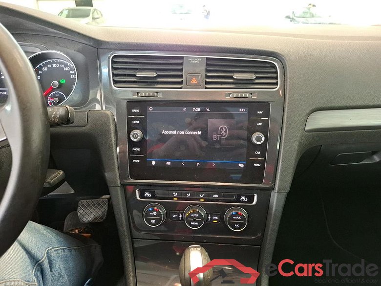 Golf VII Berline Confortline Business BMT 1.0 TSI 115CV BVA7 E6dT #6