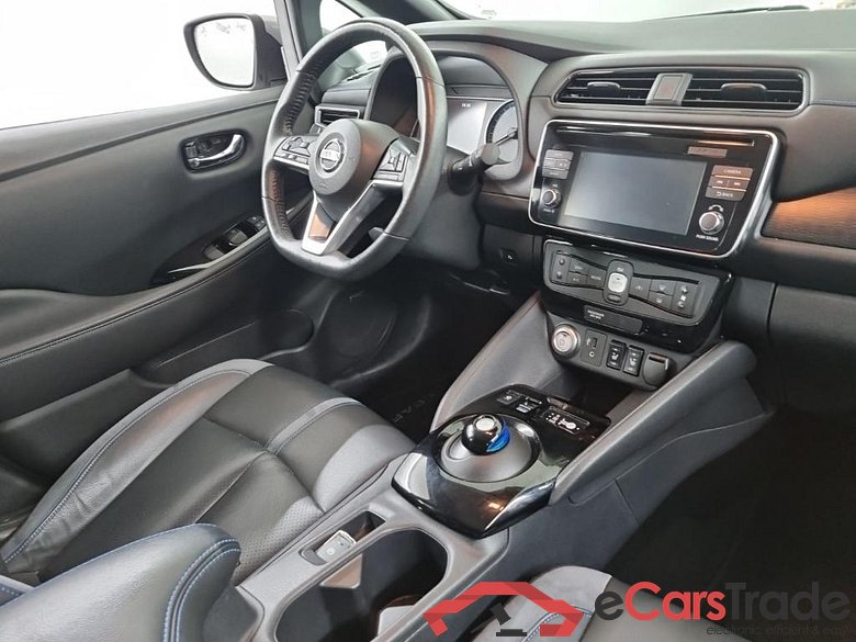 NISSAN LEAF TEKNA 40kWh 5D ProPILOT Athlon Edition #6