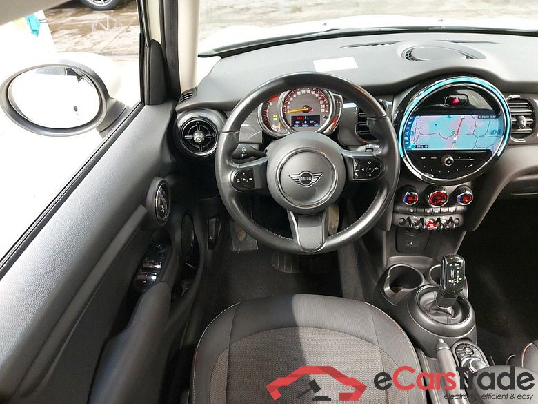 Mini 5 door One Aut. 5d #3