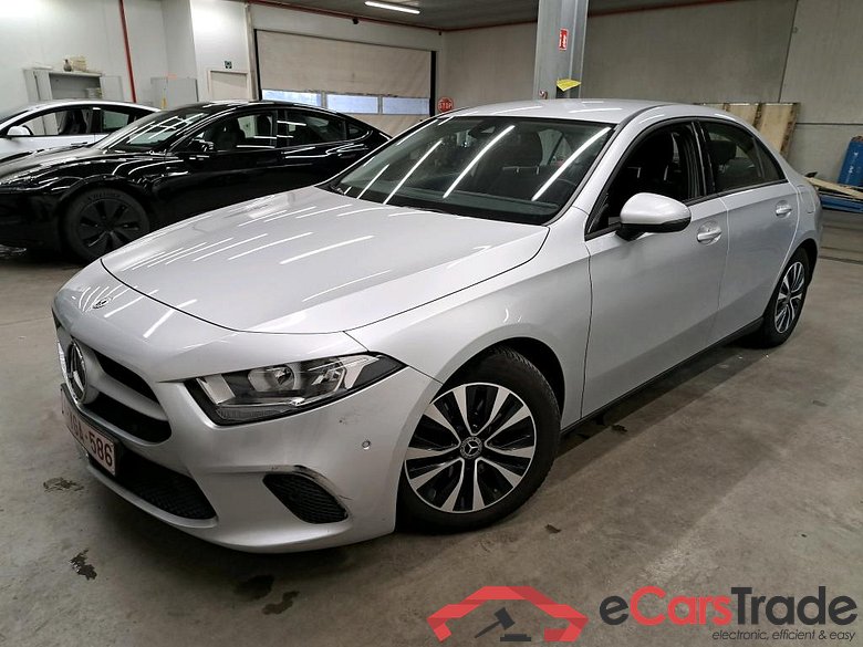 MERCEDES - MER A BERLINE 180 d 116PK 7G-DCT Business Solution