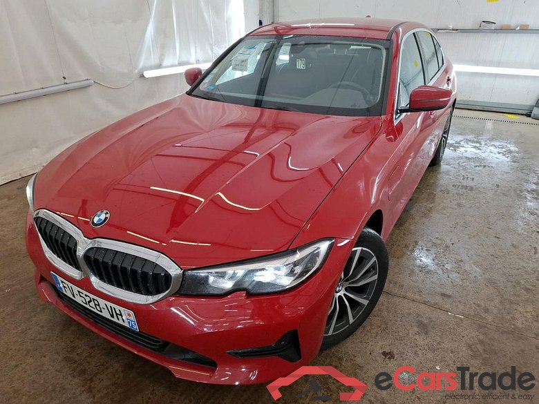 BMW Série 3 Berline / 2018 / 4P / Berline 330e 292ch Business Design BVA8 Hybride #1
