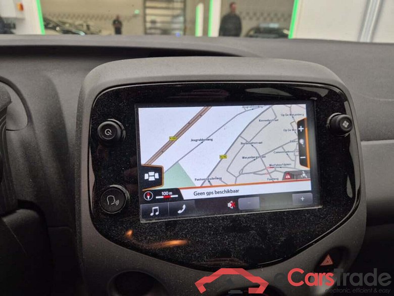 TOYOTA Aygo 1.0 VVT-i x-play #6