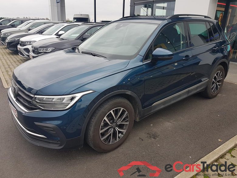 VOLKSWAGEN Tiguan Tiguan Life Business 1.5 TSI ACT OPF 96 kW (130 ch) 6 vitesses manuel #1