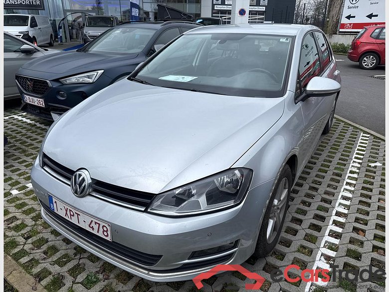 VOLKSWAGEN Golf VII Golf  Highline 1.6 TDI BlueMotion Technology 77 kW (105 ch) 7 vitesses DSG