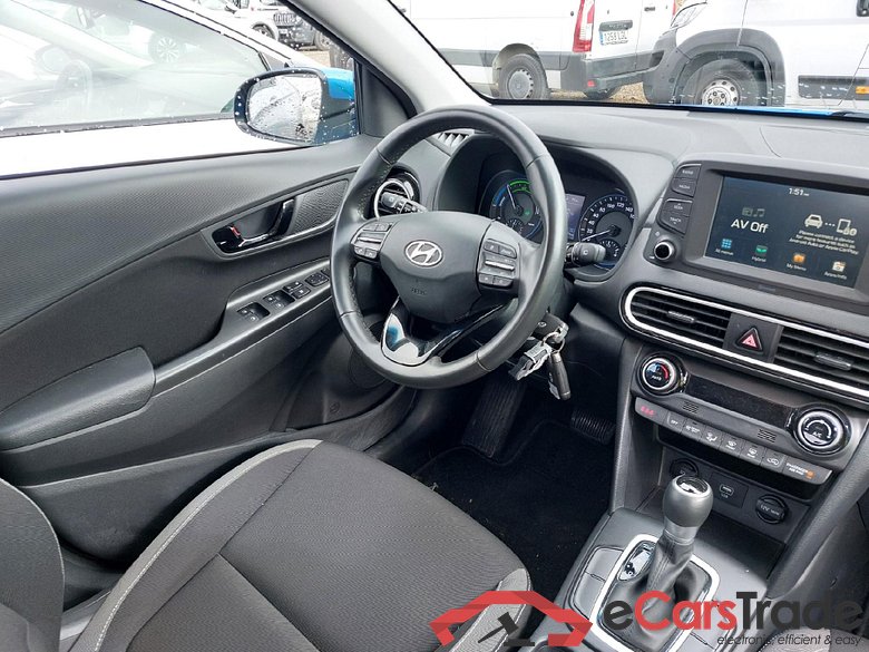 HYUNDAI Kona / 2017 / 5P / todoterreno 1.6 GDI HEV Klass DCT #3